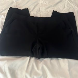Black pull on pant/leggings